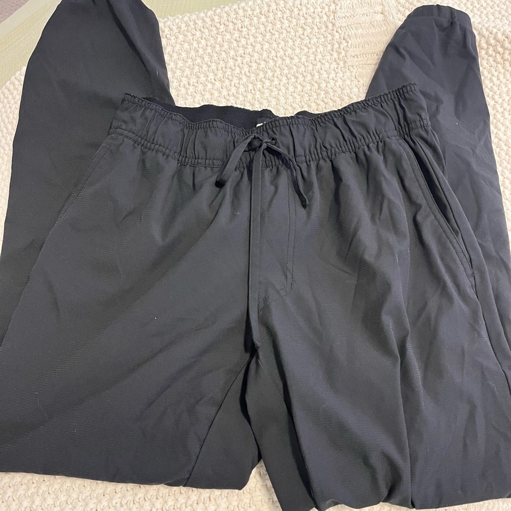 Travis Matthew’s travel pant